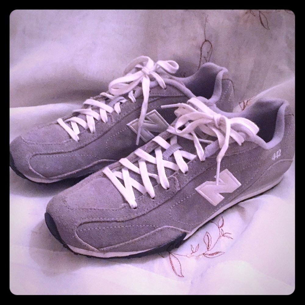 Like New -New Balance Sneakers